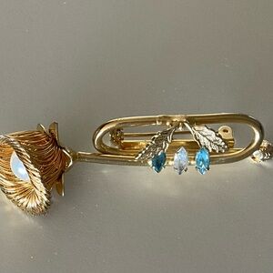 Kramer of New York Trumpet Coronet Brooch Pin Faux Pearl & Prong Set Stones